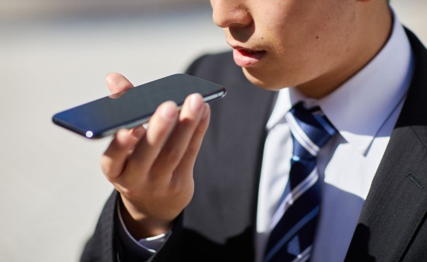 Top 5 Social Media Platforms Dominating the UAE Right Now 5 voice search